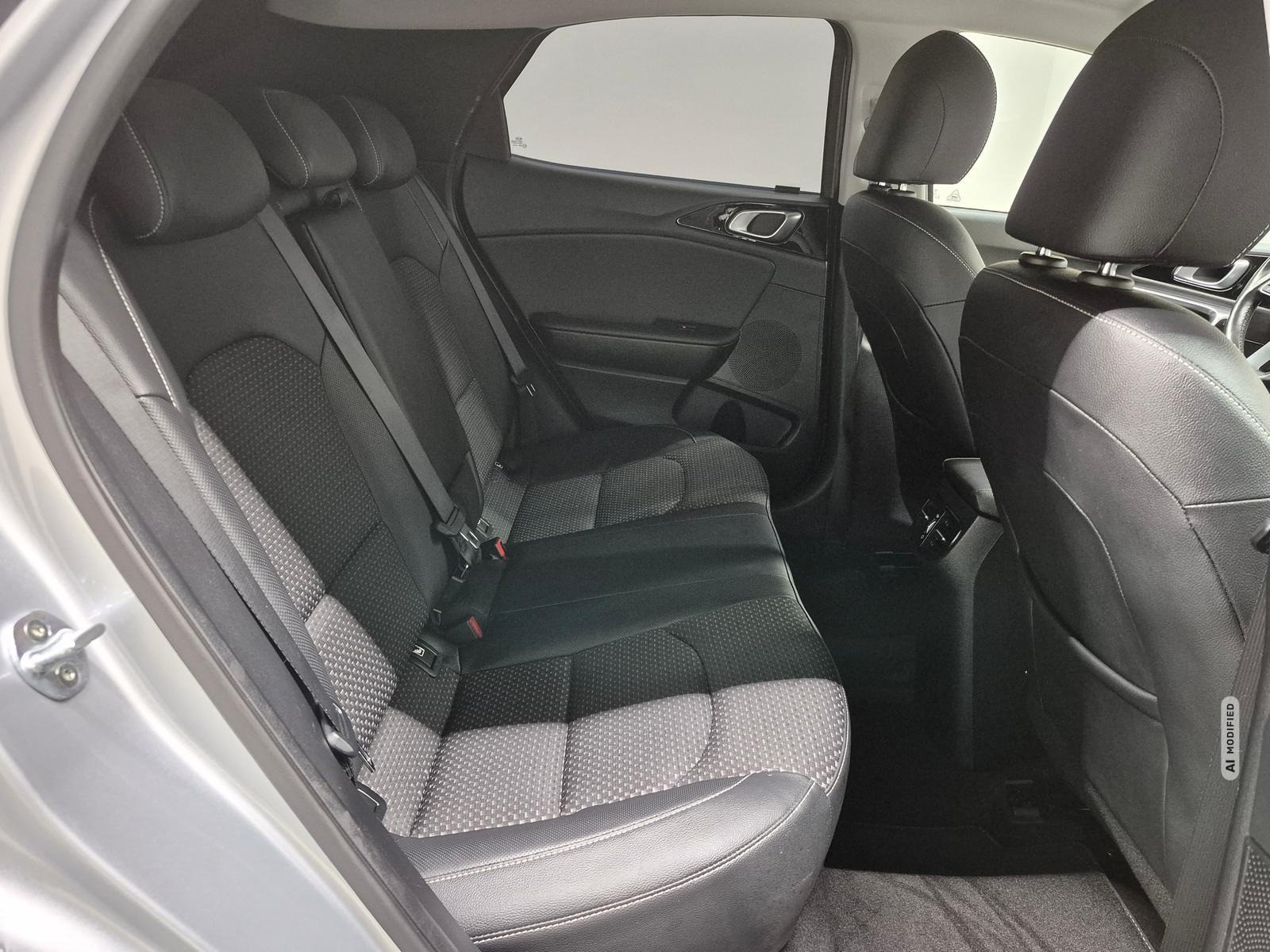 Kia XCeed Vision LED/Carplay/SHZ/LHZ/Kam/Tempom/18LM