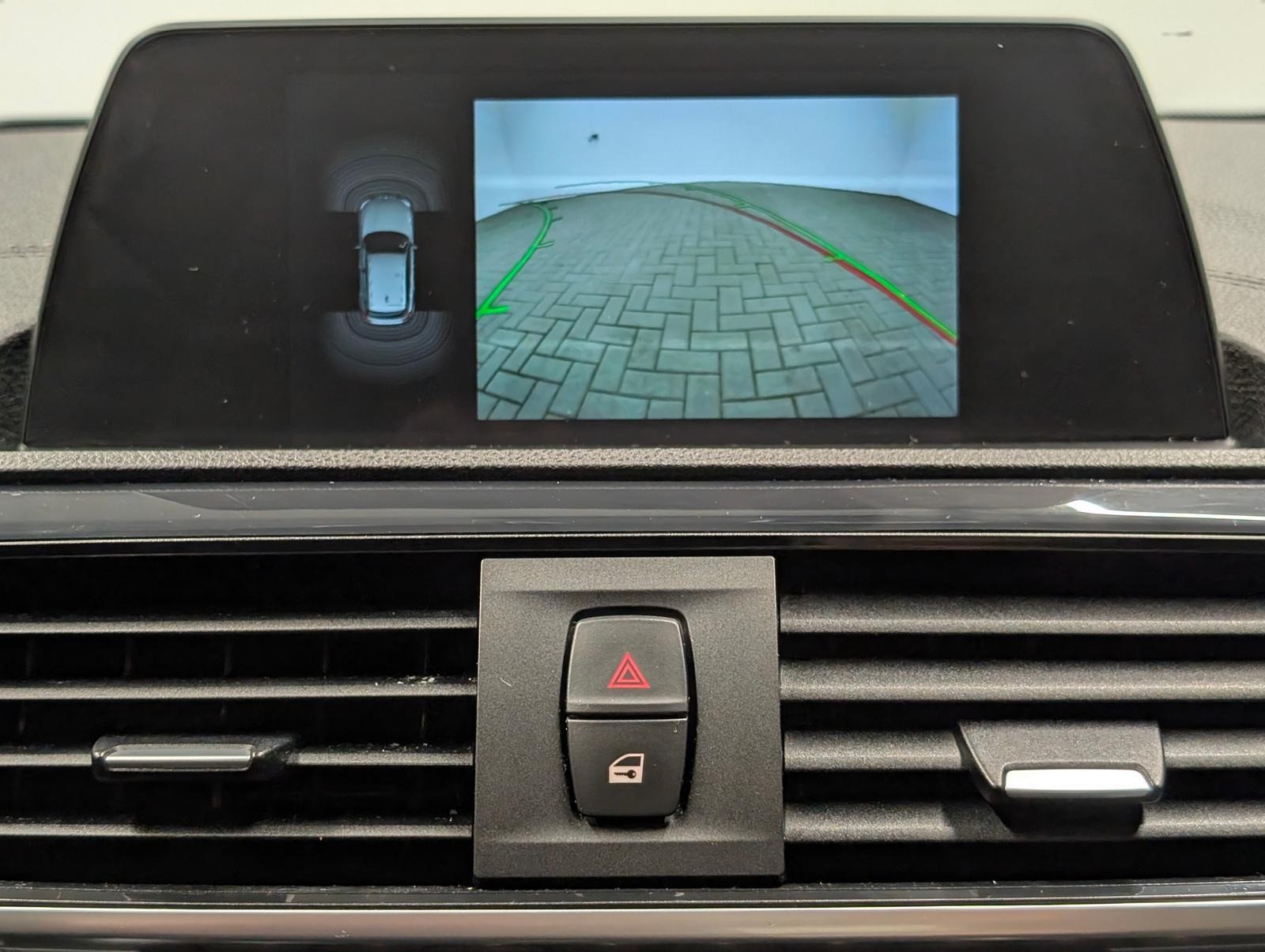 BMW 118 d xDrive Urban Line LED/Navi/SHZ/Kam/GRA/17LM