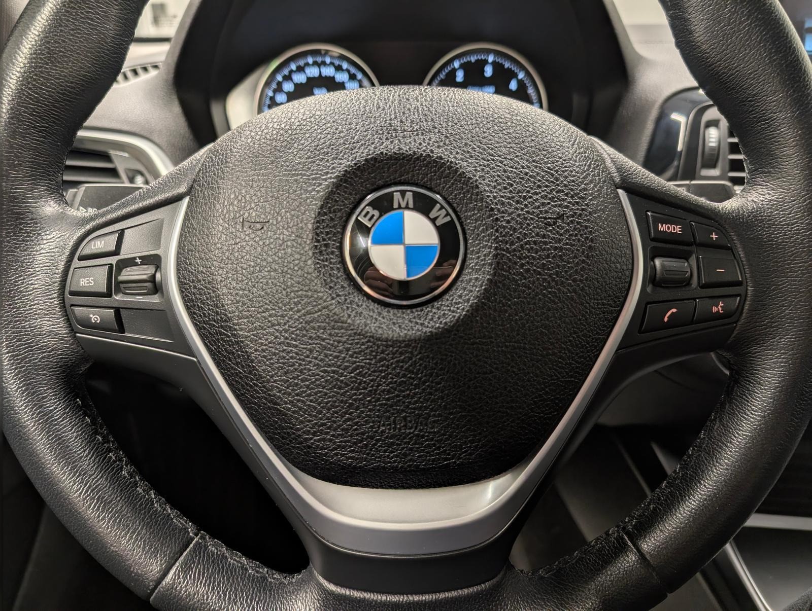 BMW 118 d xDrive Urban Line LED/Navi/SHZ/Kam/GRA/17LM
