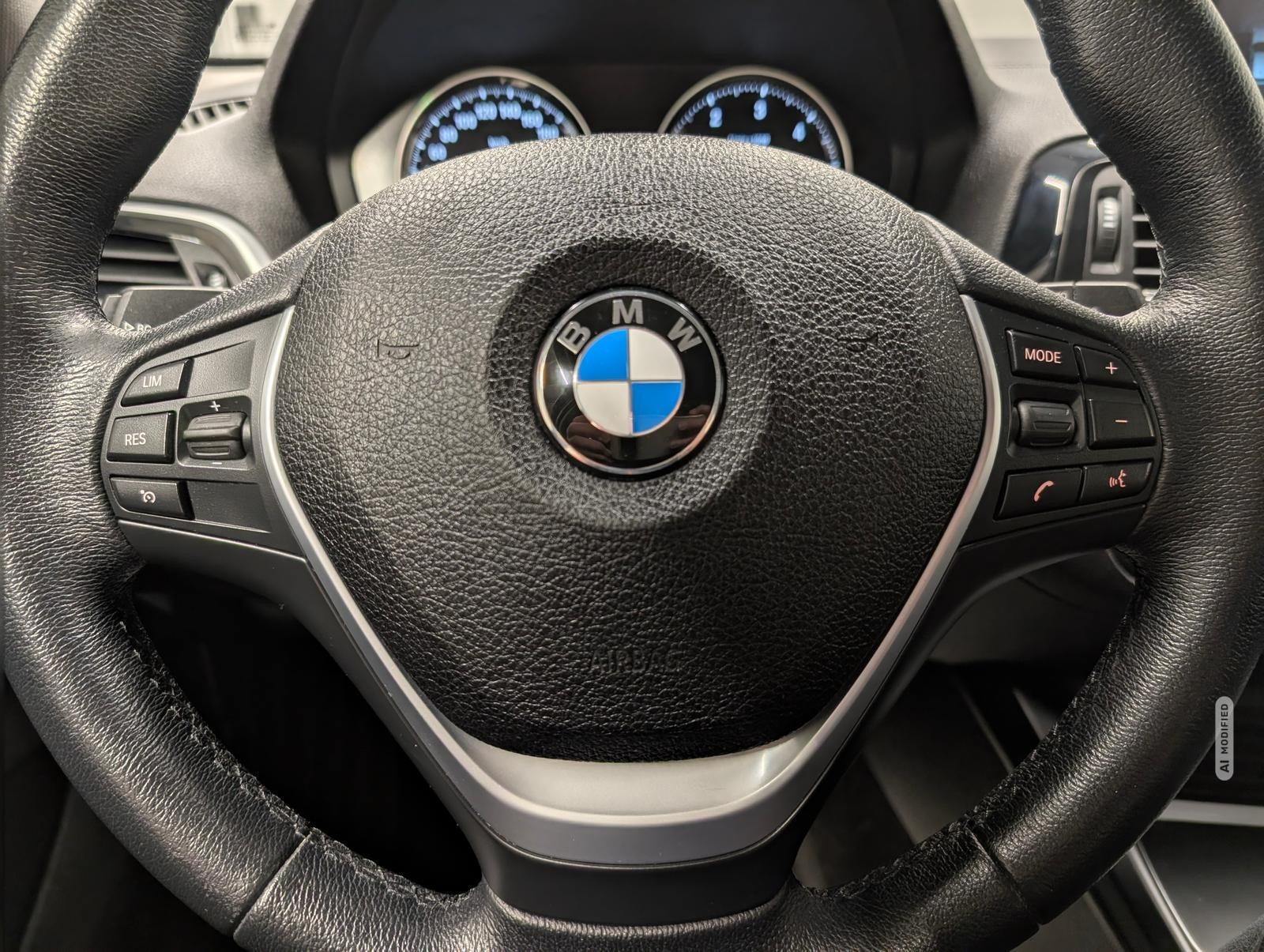 BMW 118 d xDrive Urban Line LED/Navi/SHZ/Kam/GRA/17LM