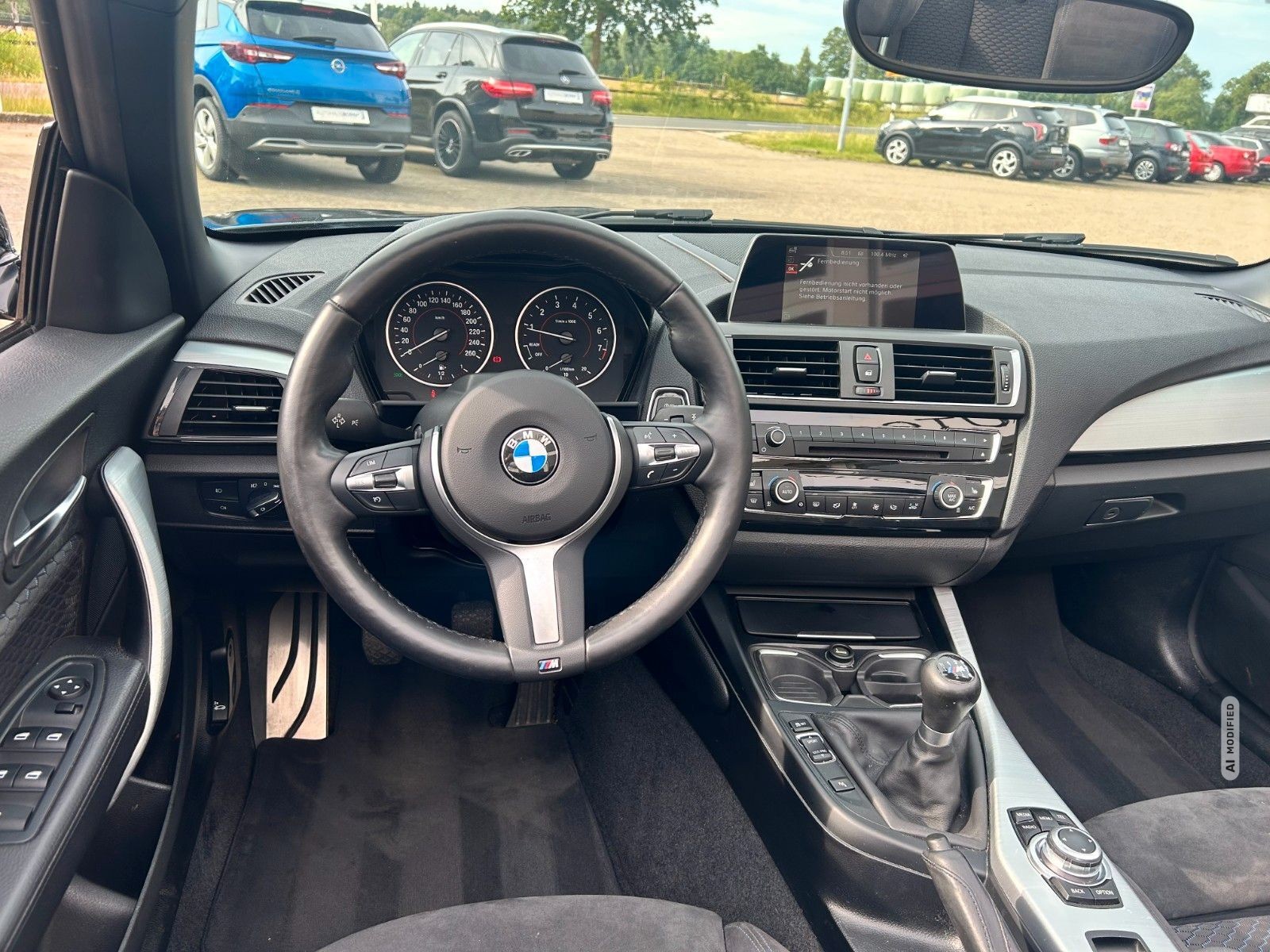 BMW 220 i Cabrio M Paket 1. Hand