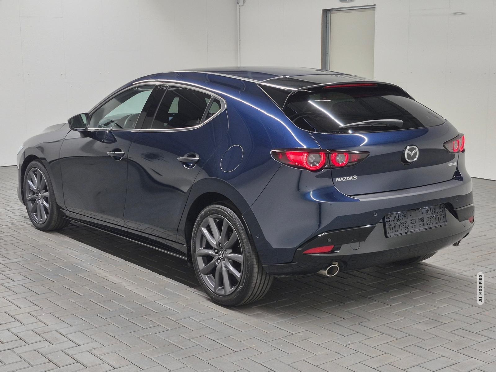 Mazda 3 Selection ALH/Navi/ACC/SHZ/60°/HUD/BOSE/18-LM