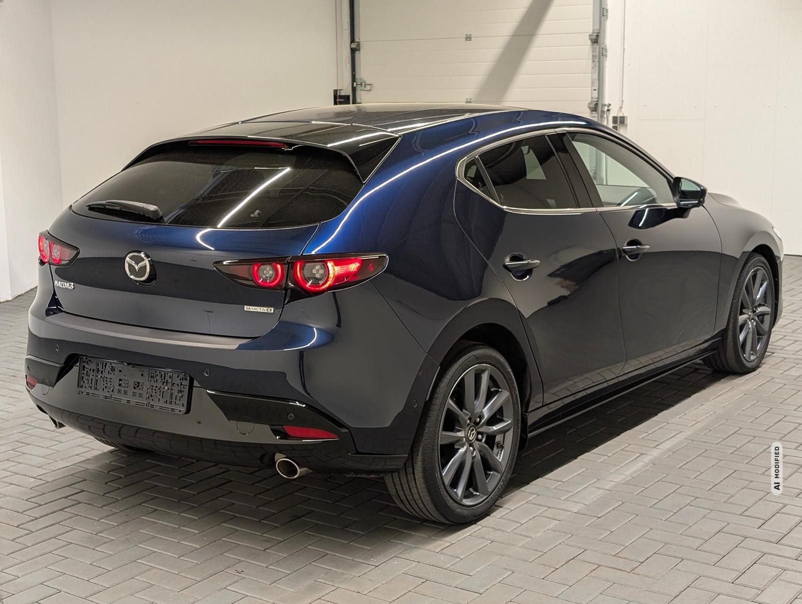 Mazda 3 Selection ALH/Navi/ACC/SHZ/60°/HUD/BOSE/18-LM