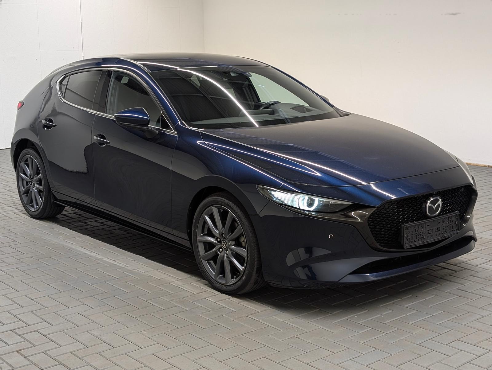 Mazda 3 Selection ALH/Navi/ACC/SHZ/60°/HUD/BOSE/18-LM
