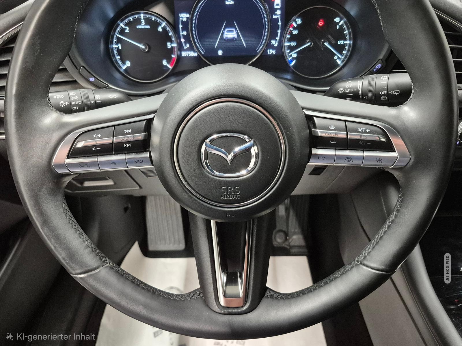 Mazda 3 Selection ALH/Navi/ACC/SHZ/60°/HUD/BOSE/18-LM