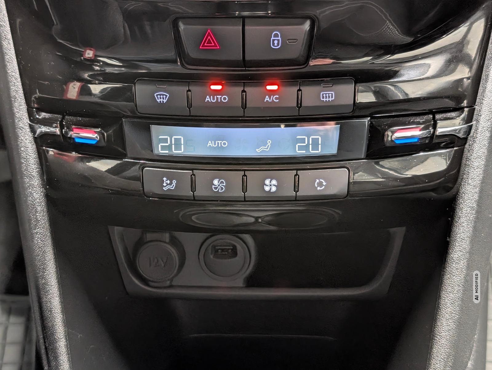 Peugeot 208 Allure Navi/Carplay/SHZ/PDC/Tempom./16-LM