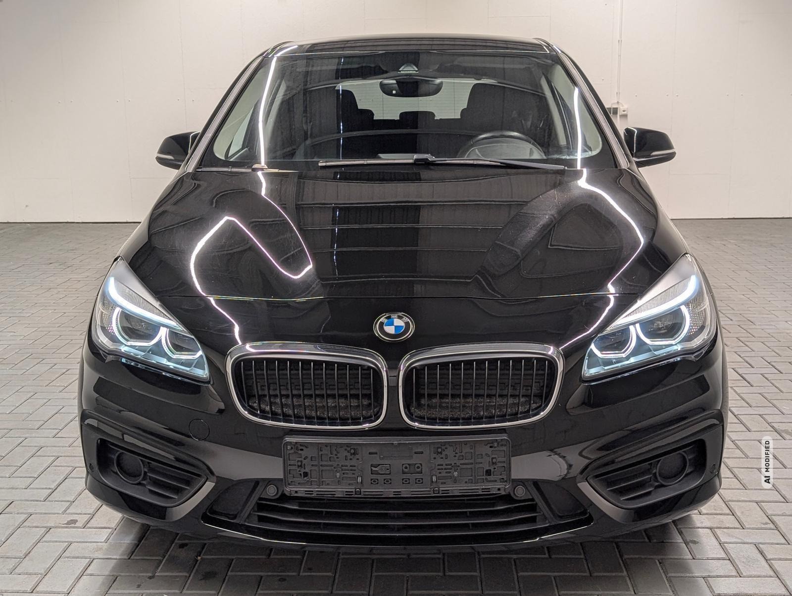 BMW 218 Active Tourer 218i Active Tourer LED/Navi/SHZ/PDC/elH/17-LM