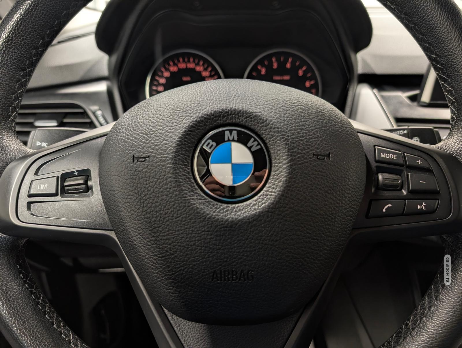BMW 218 Active Tourer 218i Active Tourer LED/Navi/SHZ/PDC/elH/17-LM
