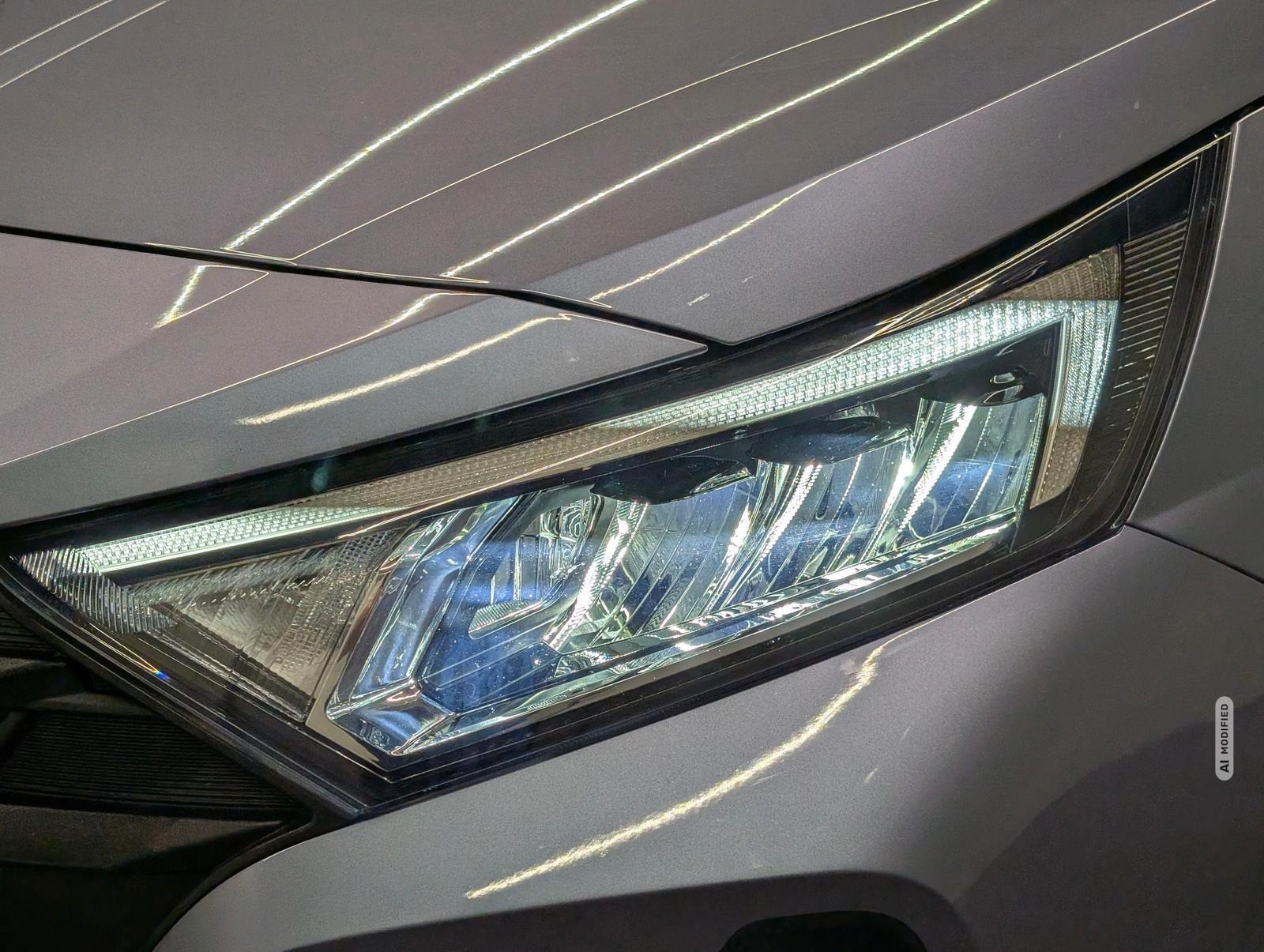 Hyundai i20 N-Line LED/Navi/AHK/SHZ/LHZ/Kam/GRA/17-LM