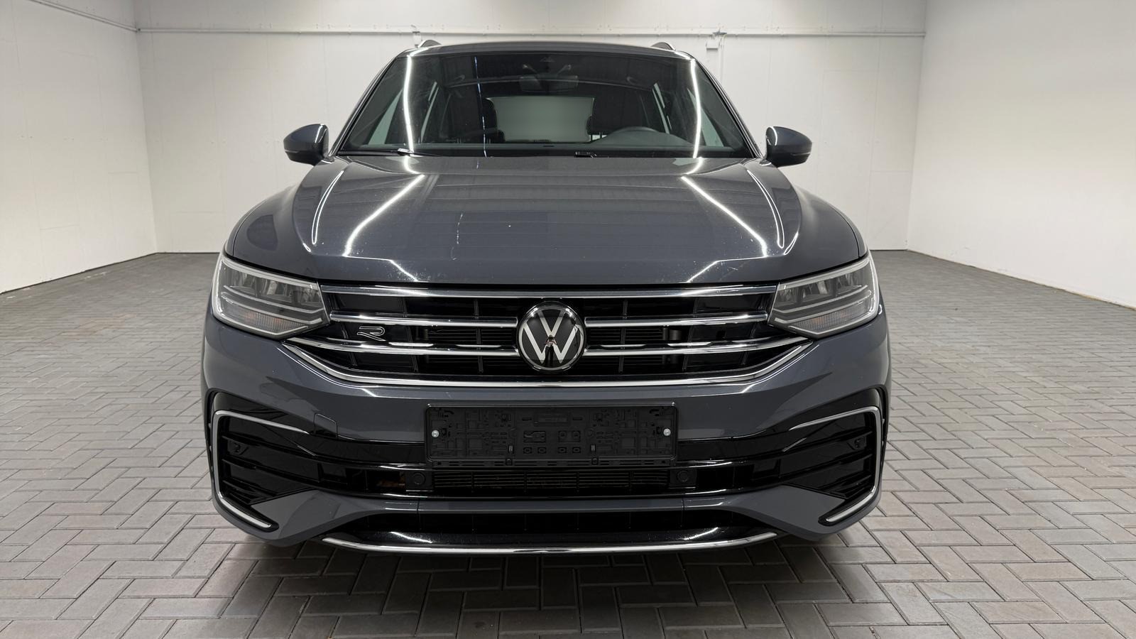 Volkswagen Tiguan R-Line 4M LED/Navi/SHZ/AHK/Kam/elH/19-LM