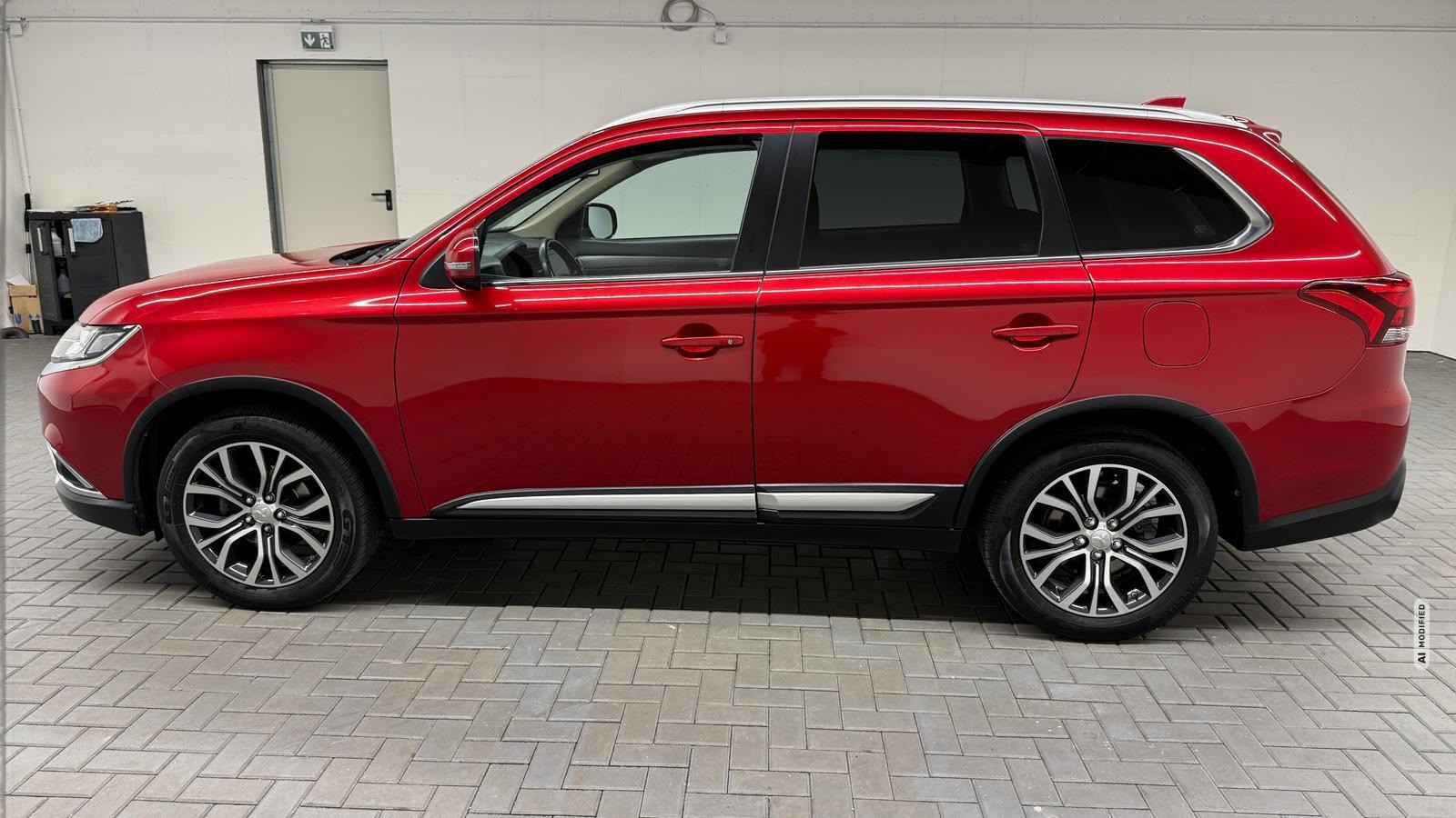 Mitsubishi Outlander DAB/Carplay/SHZ/Kam/AHK/Tempom./18-LM