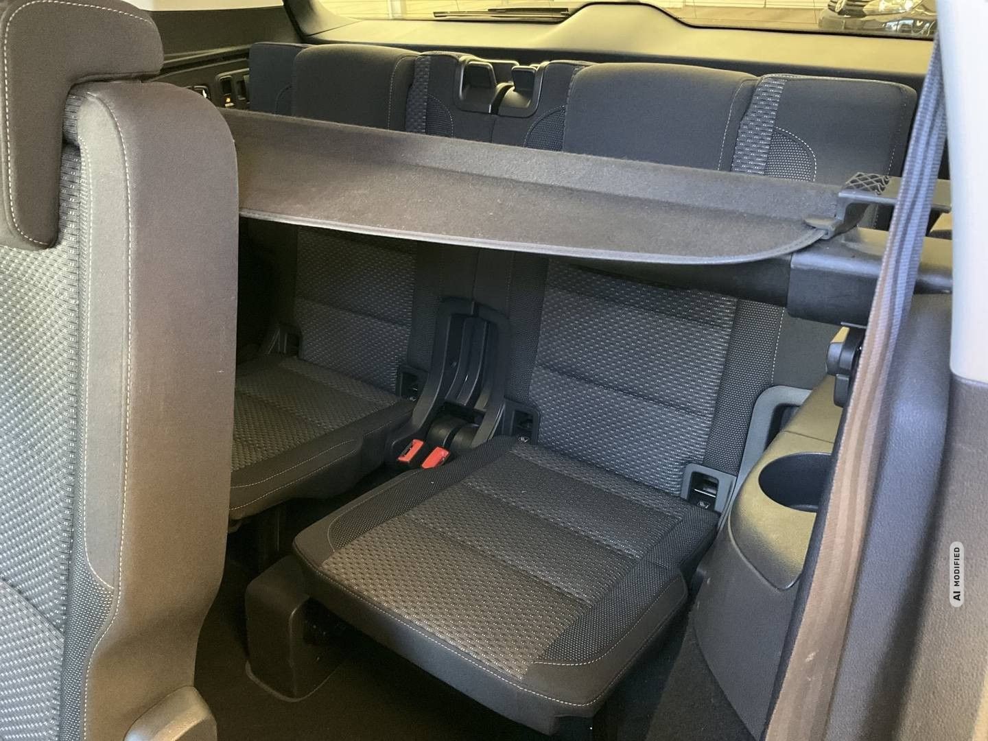 Volkswagen Touran 1,5 TSI 7Sitzer AHK NAVI PDC ACC SHZ TOP