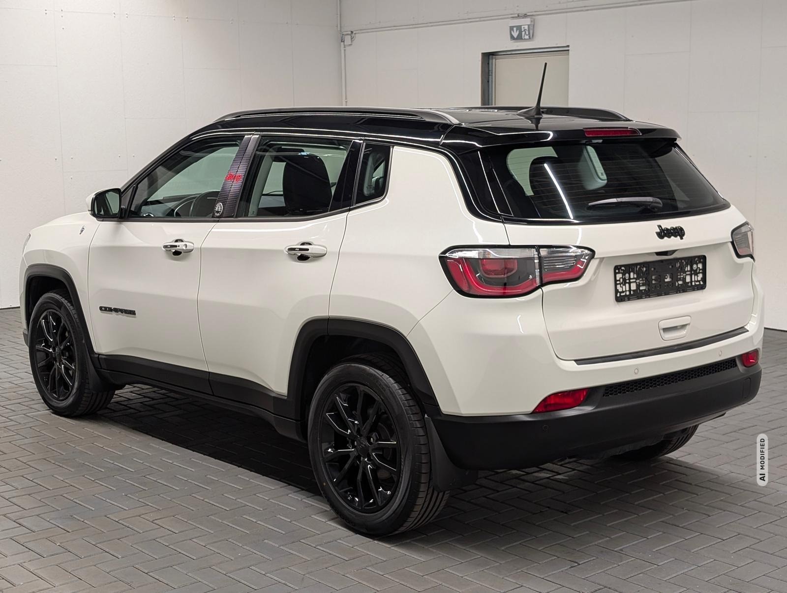 Jeep Compass Navi/Carplay/DAB/Kam/Keyless/18-LM