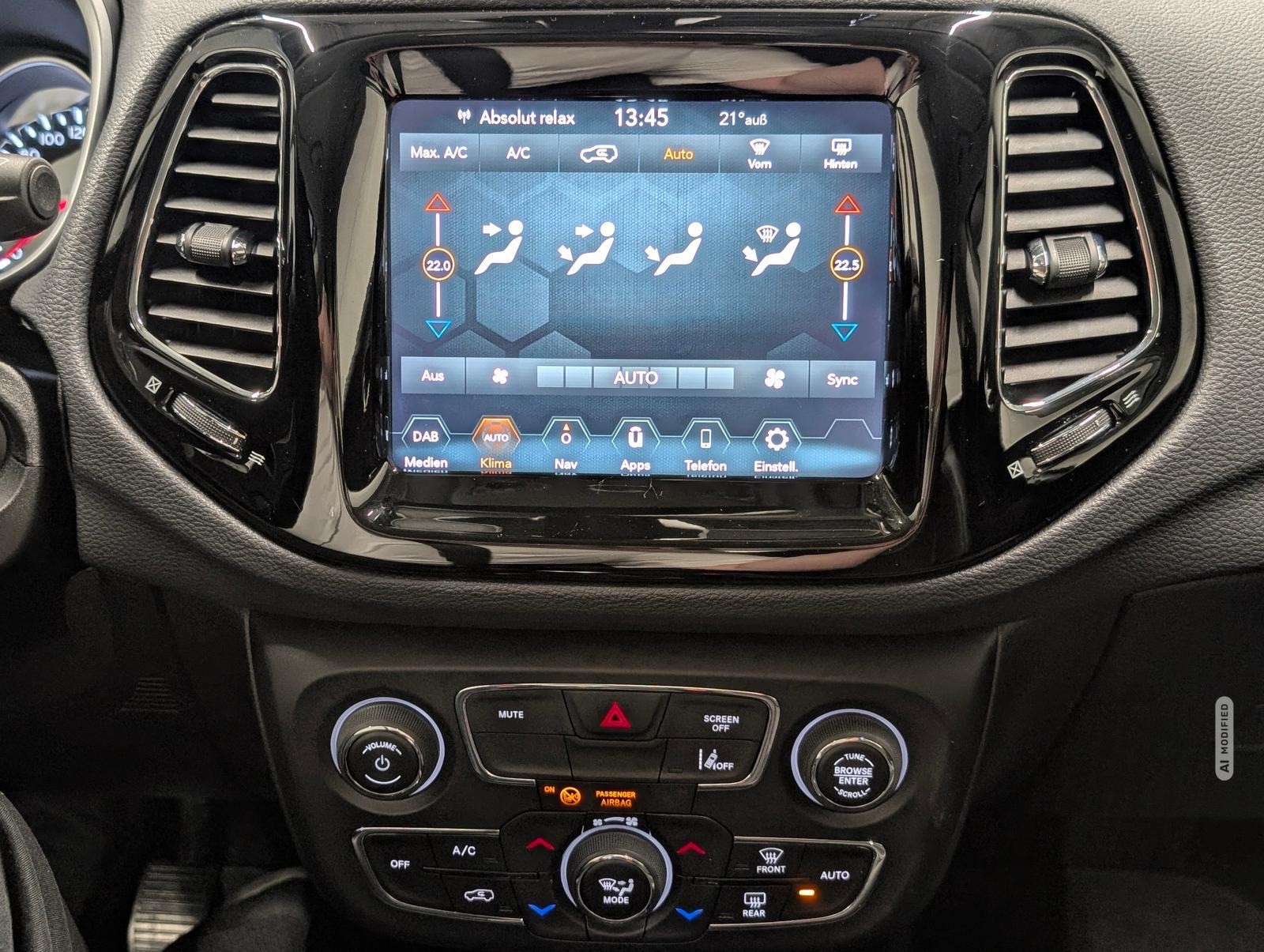Jeep Compass Navi/Carplay/DAB/Kam/Keyless/18-LM