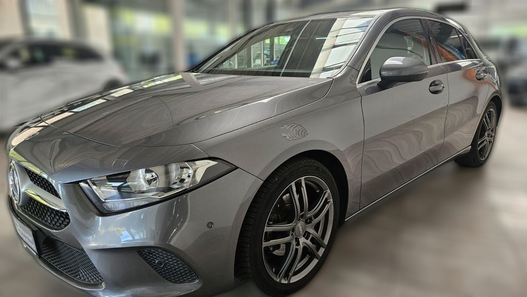 Mercedes-Benz A 200 Teilleder Sitzheiz Totwinkel Kamera Keyles