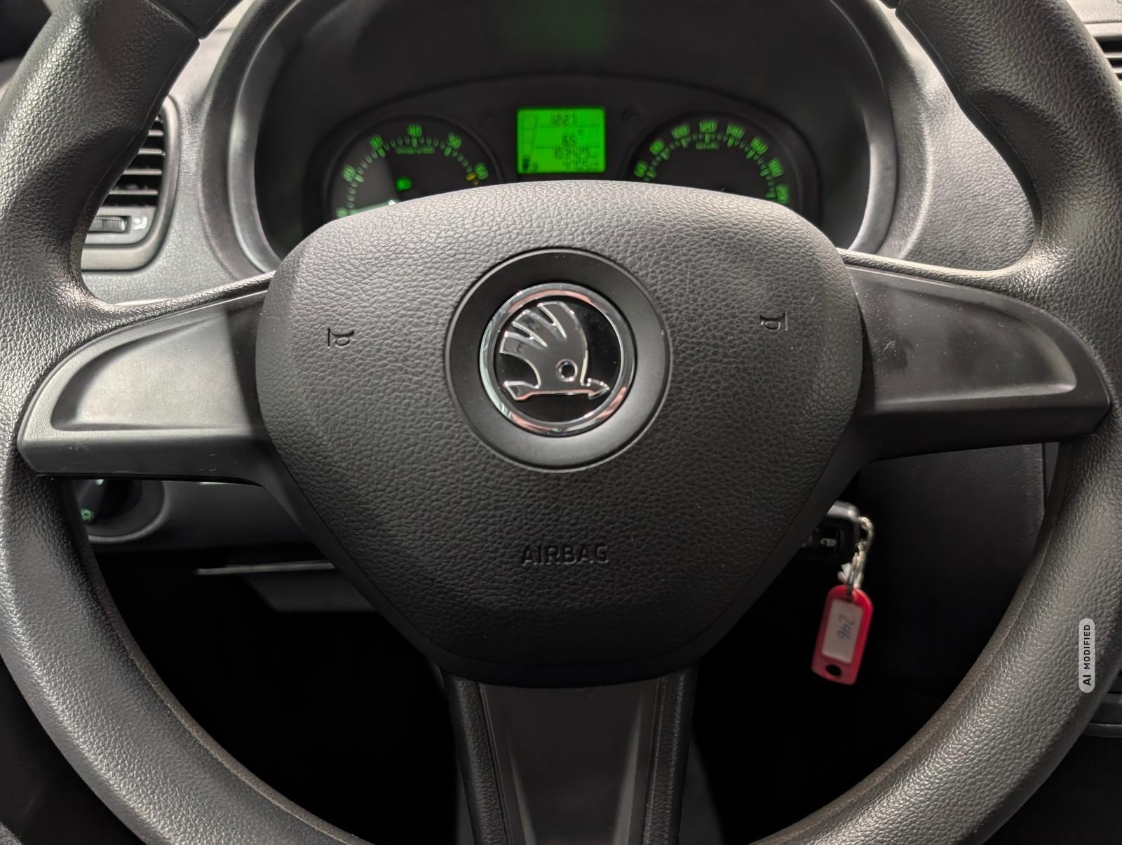 Skoda Fabia Klima/Radio-CD/AUX/14-LM