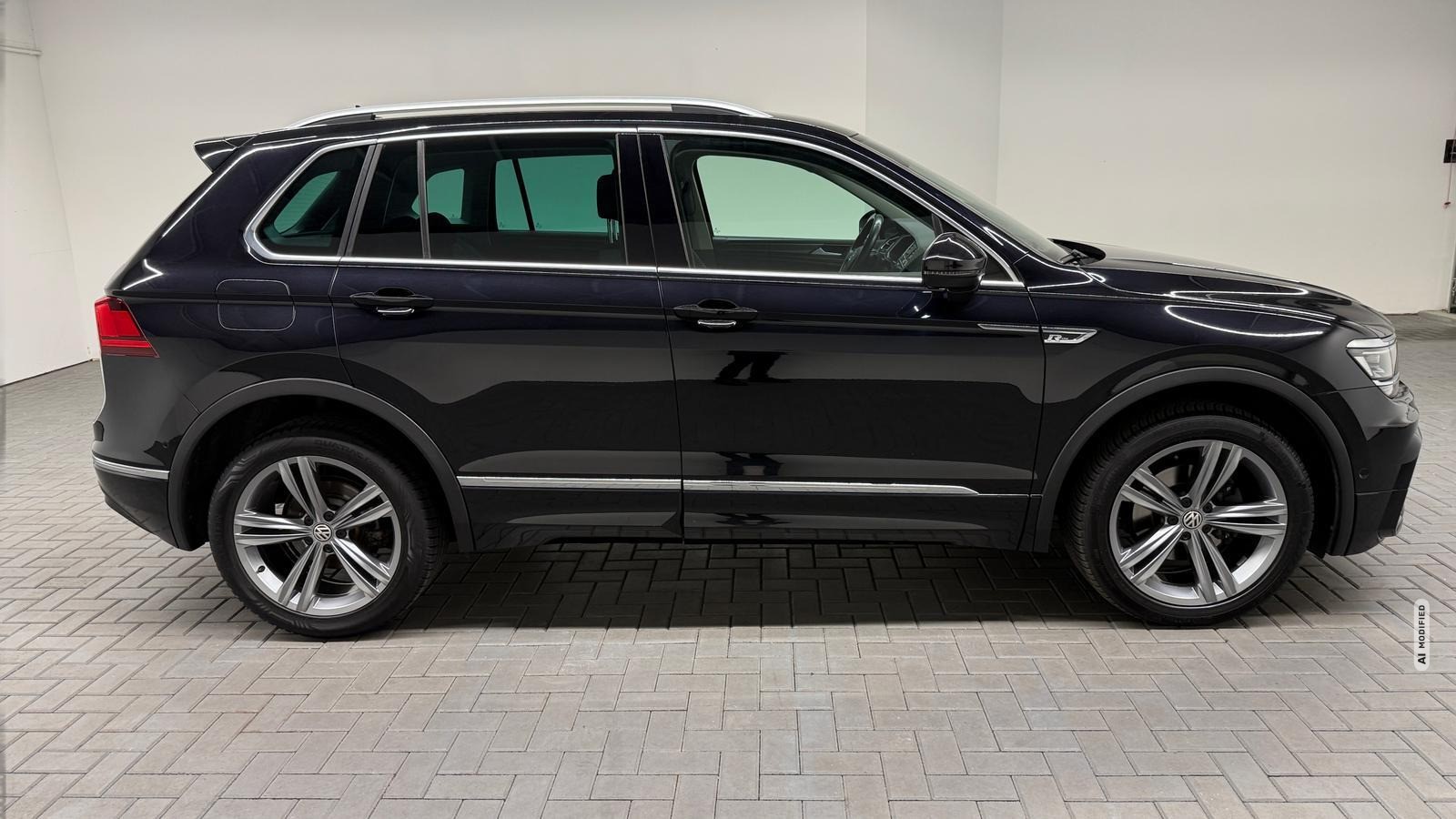 Volkswagen Tiguan 4M Highline R-Line LED/Nav/ACC/Kam/elHeck