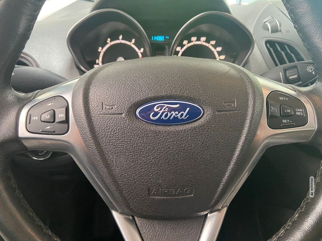 Ford Tourneo Courier Titanium Sitzheizung Tempomat