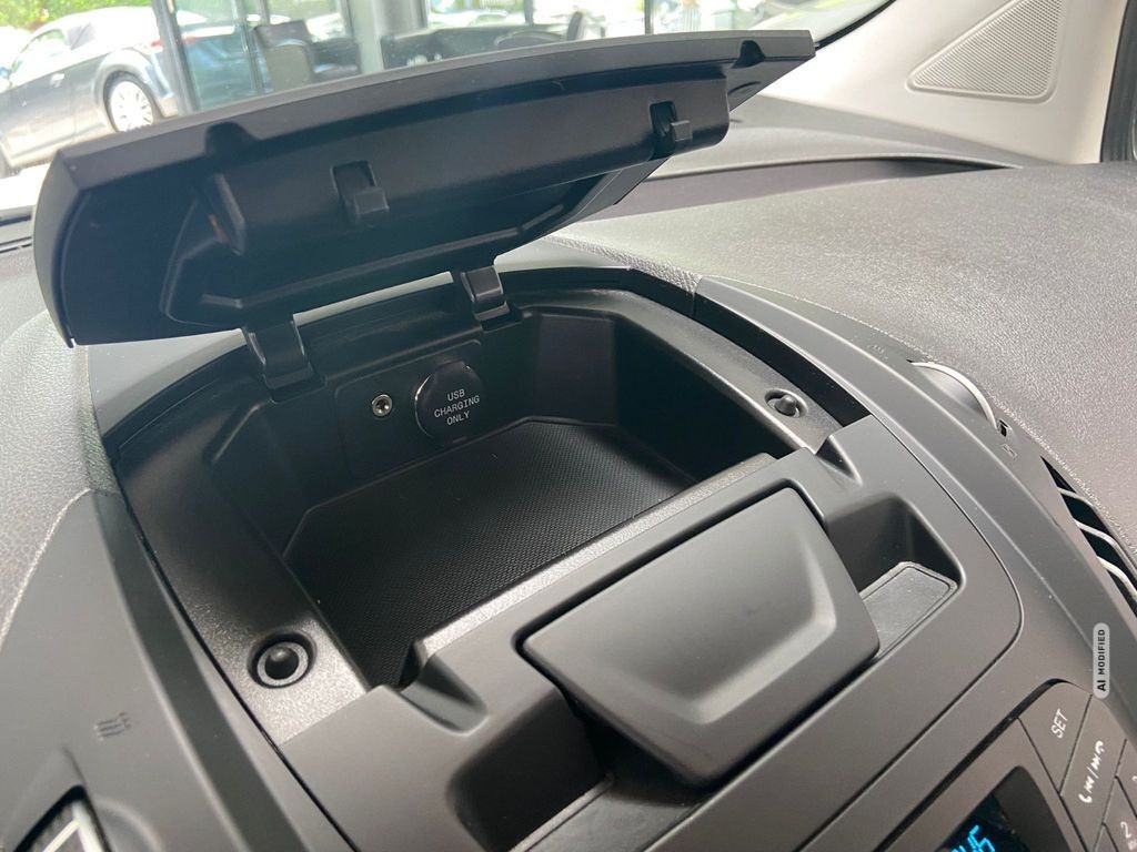 Ford Tourneo Courier Titanium Sitzheizung Tempomat