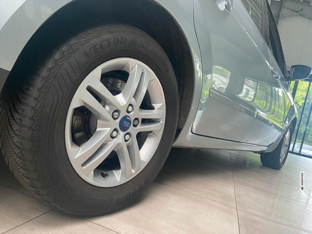 Ford S-Max Business 7-Sitzer Sitzheizung Navi PDC