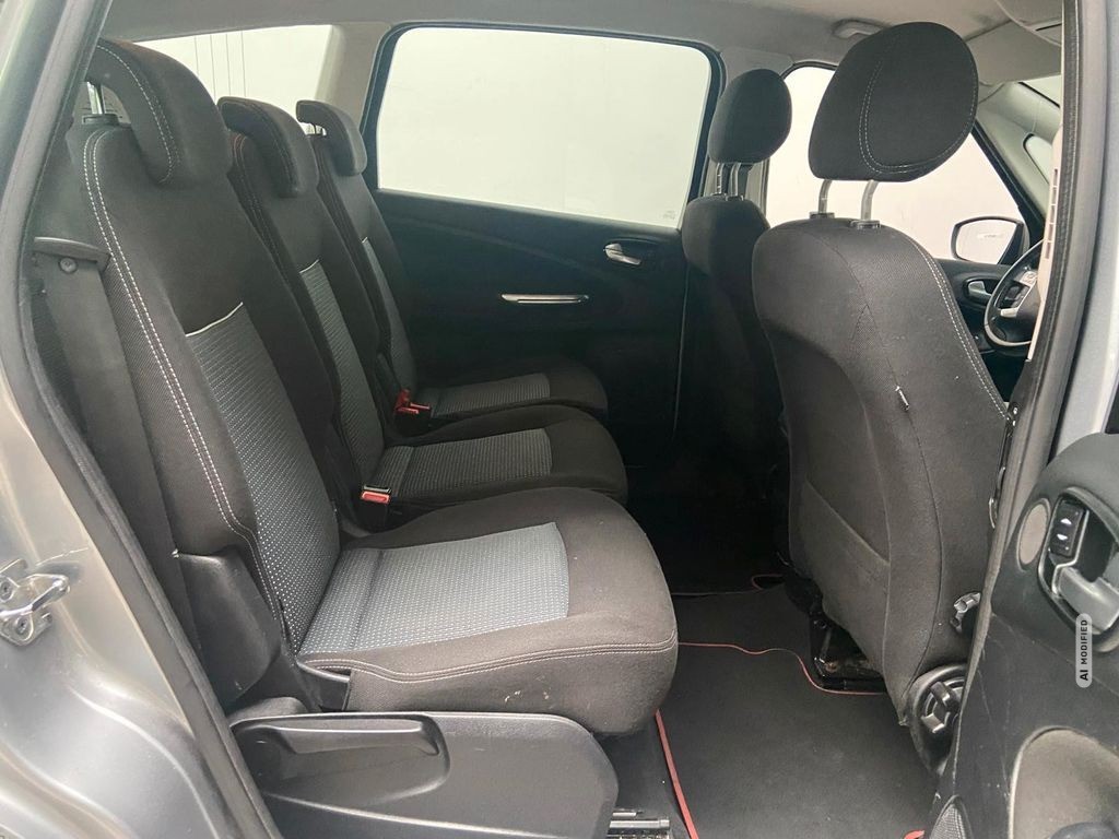 Ford S-Max Business 7-Sitzer Sitzheizung Navi PDC