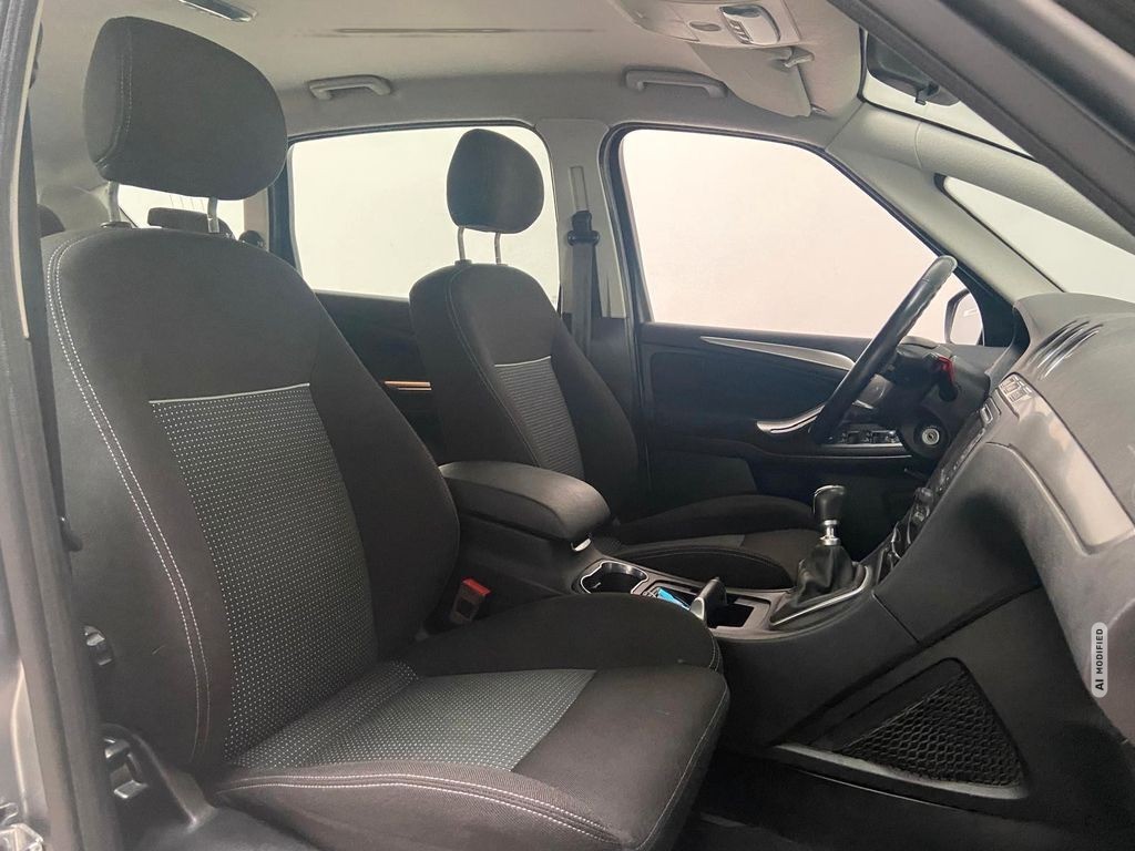Ford S-Max Business 7-Sitzer Sitzheizung Navi PDC