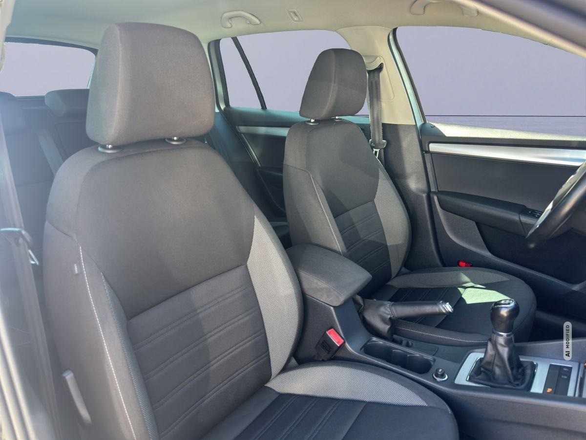 Skoda Octavia Combi SHZ/Navi/AHK/App Connect