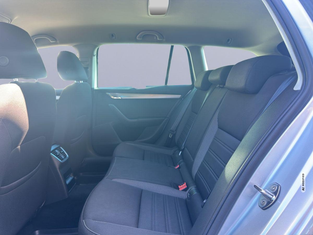 Skoda Octavia Combi SHZ/Navi/AHK/App Connect