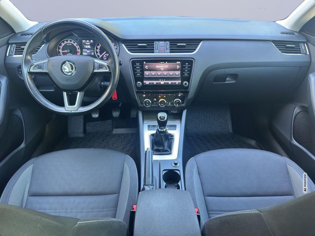 Skoda Octavia Combi SHZ/Navi/AHK/App Connect
