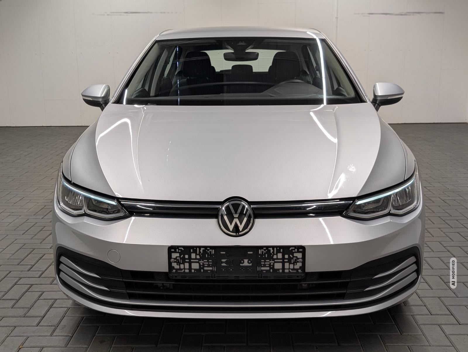 Volkswagen Golf VIII LED/Navi/AHK/SHZ/LHZ/Keyl./ACC/Kam