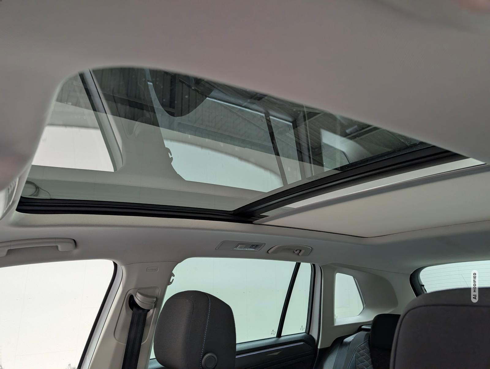 Volkswagen Tiguan IQ.Drive LED/Navi/Pano/SHZ/Kam/elH/18-LM