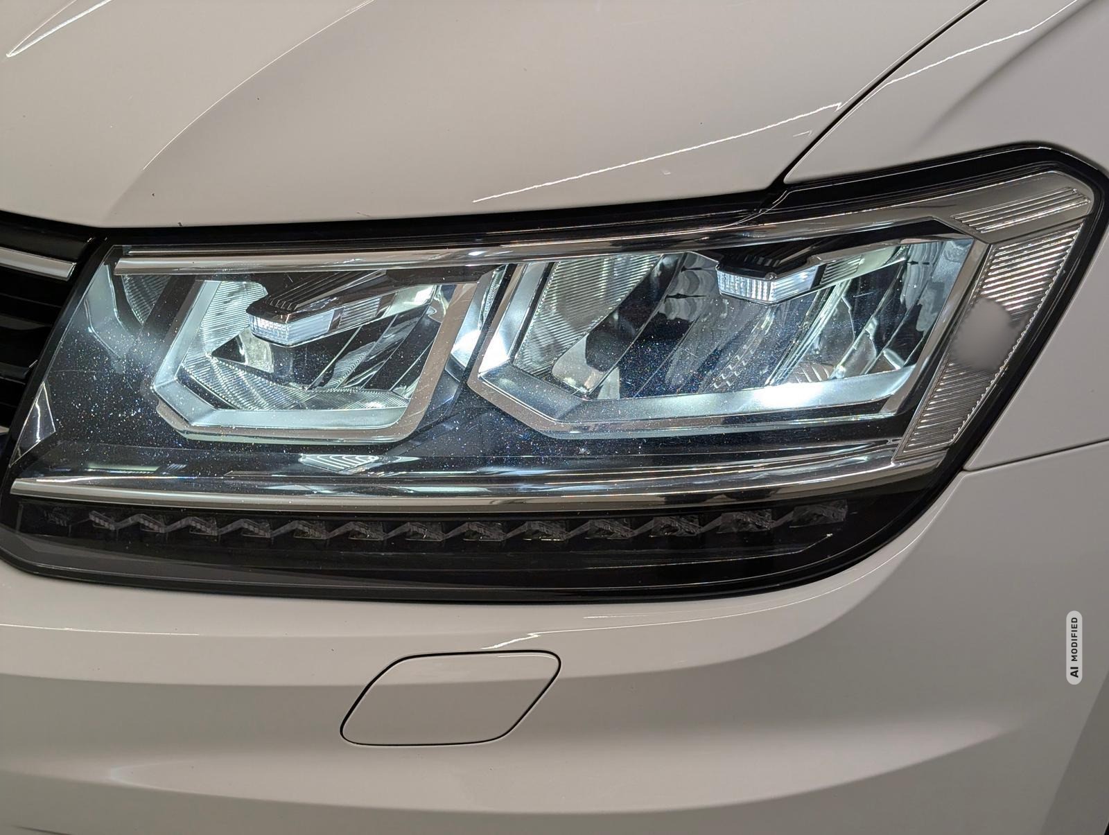 Volkswagen Tiguan IQ.Drive LED/Navi/Pano/SHZ/Kam/elH/18-LM