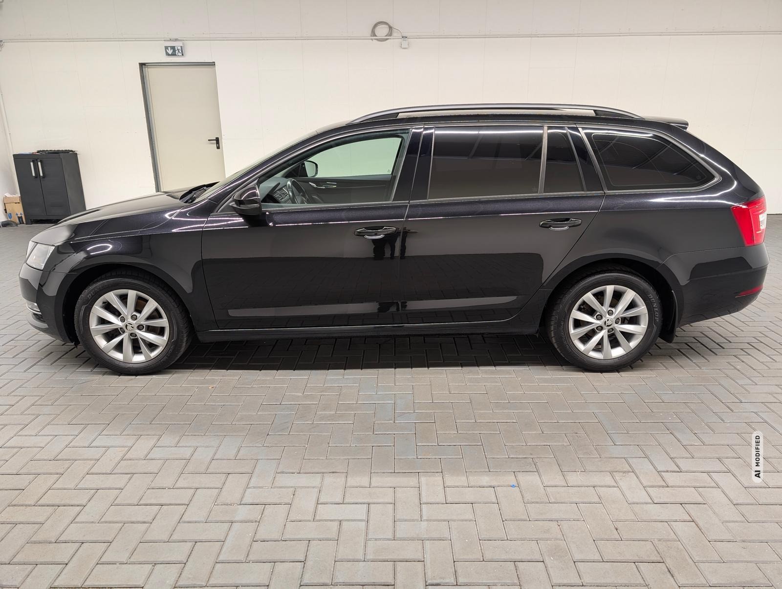 Skoda Octavia Combi Style SHZ/PDC/SmartLink/GRA/16-LM