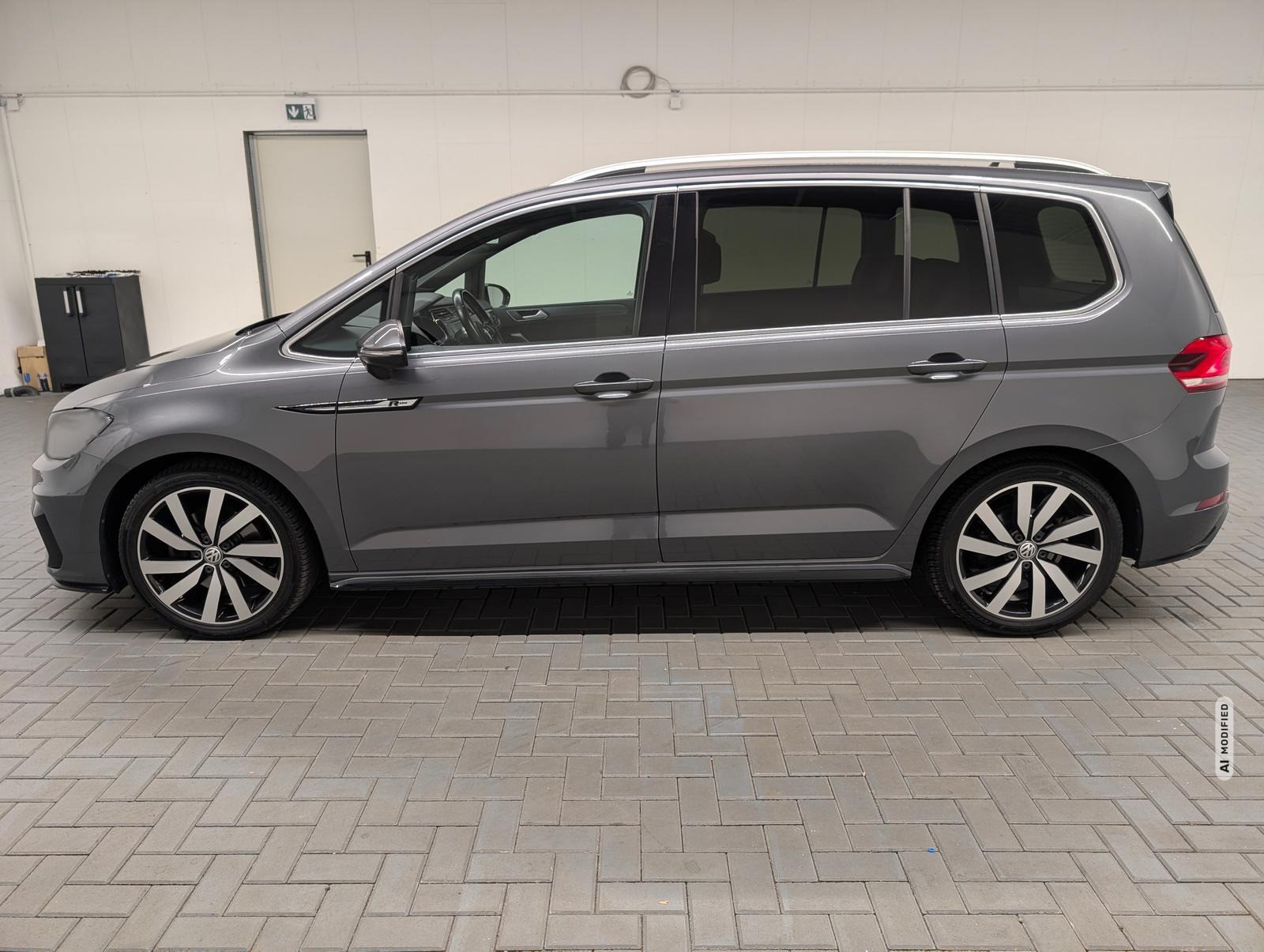 Volkswagen Touran Highline R-Line LED/Leder/Pano/ACC/Navi