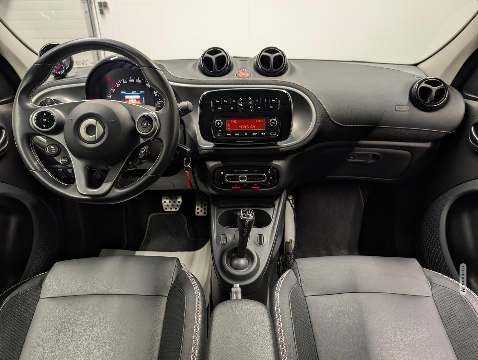 Smart ForFour Brabus Leder/Pano/SHZ/PDC/LED/GRA/17-LM