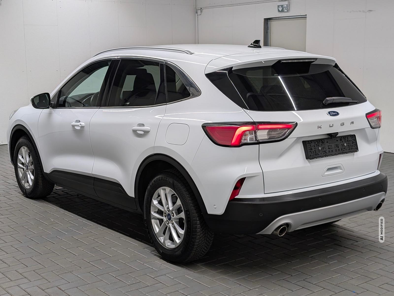 Ford Kuga Titanium Navi/SHZ/LHZ/FSH/Kam/Keyl/ACC/17LM