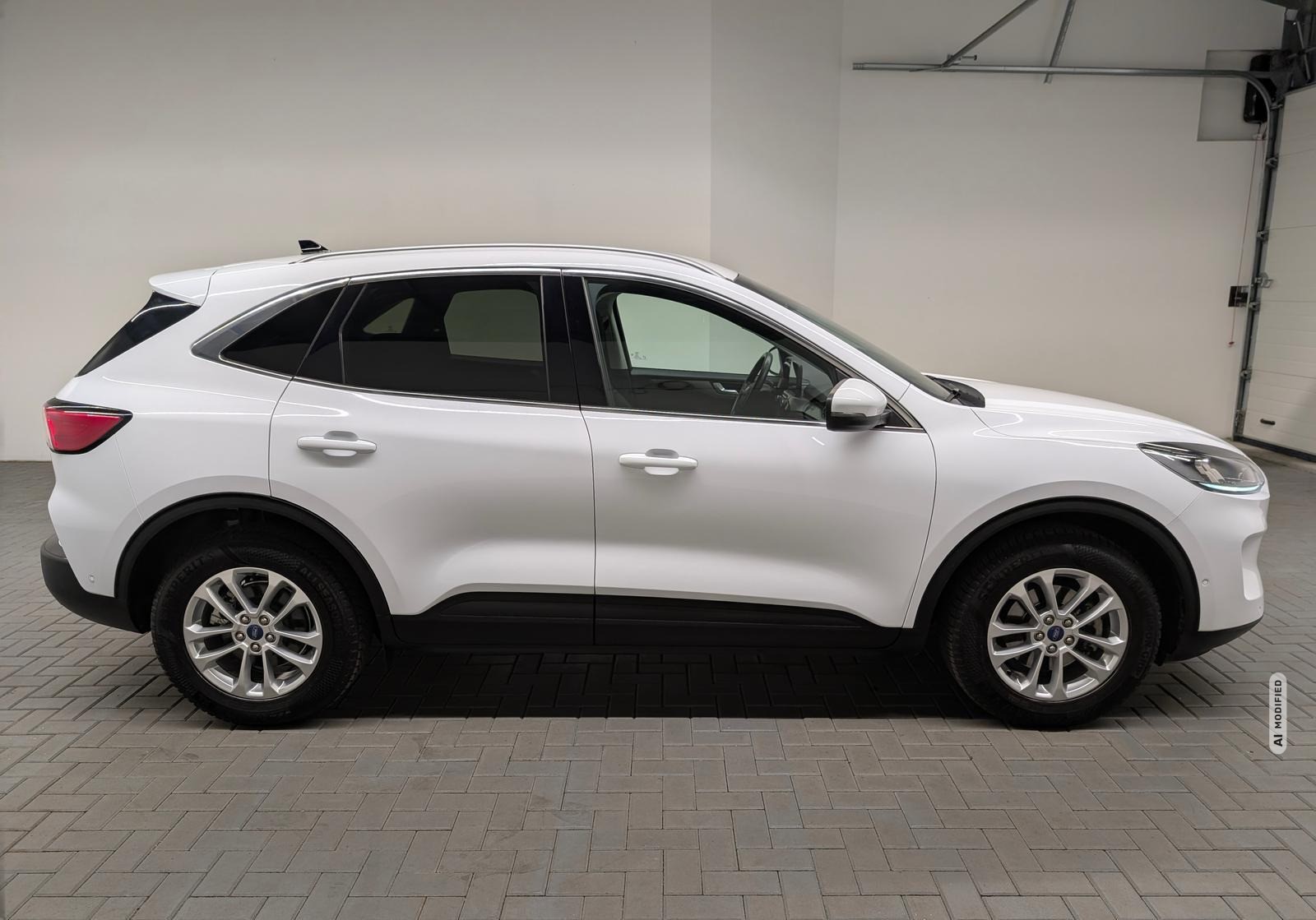 Ford Kuga Titanium Navi/SHZ/LHZ/FSH/Kam/Keyl/ACC/17LM
