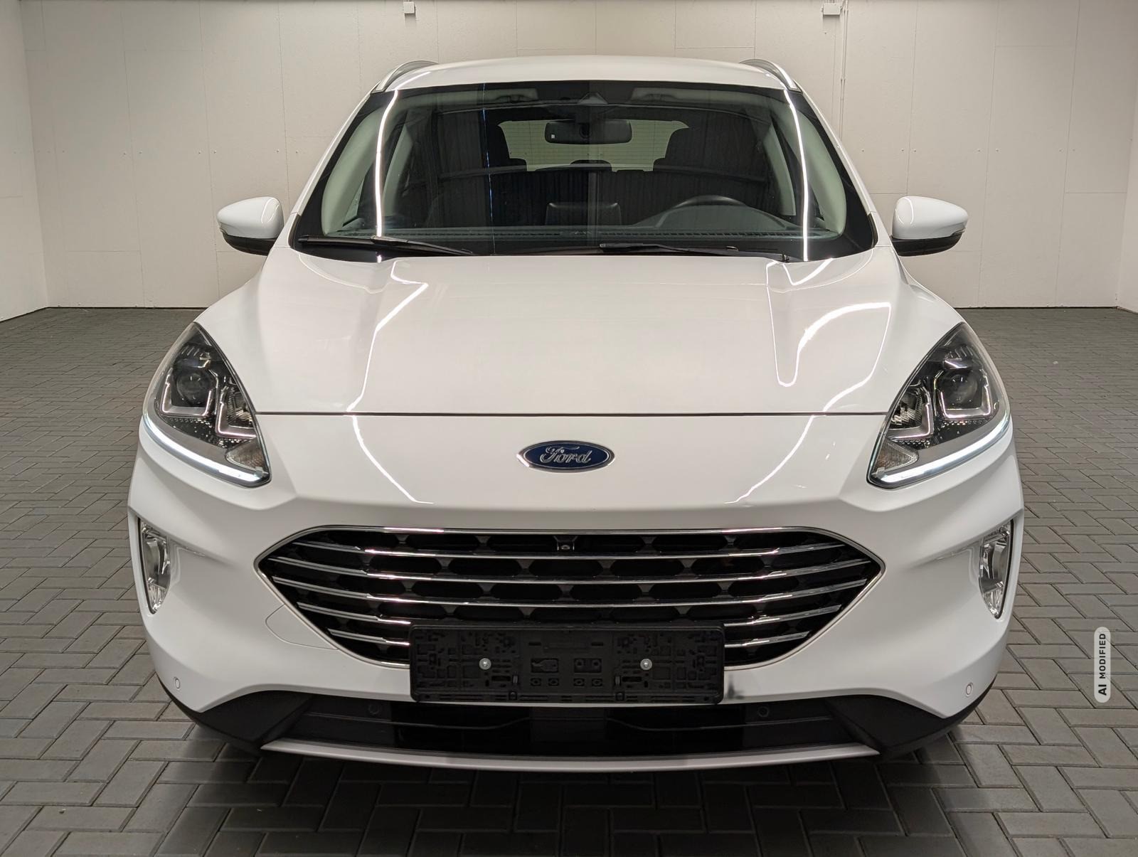 Ford Kuga Titanium Navi/SHZ/LHZ/FSH/Kam/Keyl/ACC/17LM