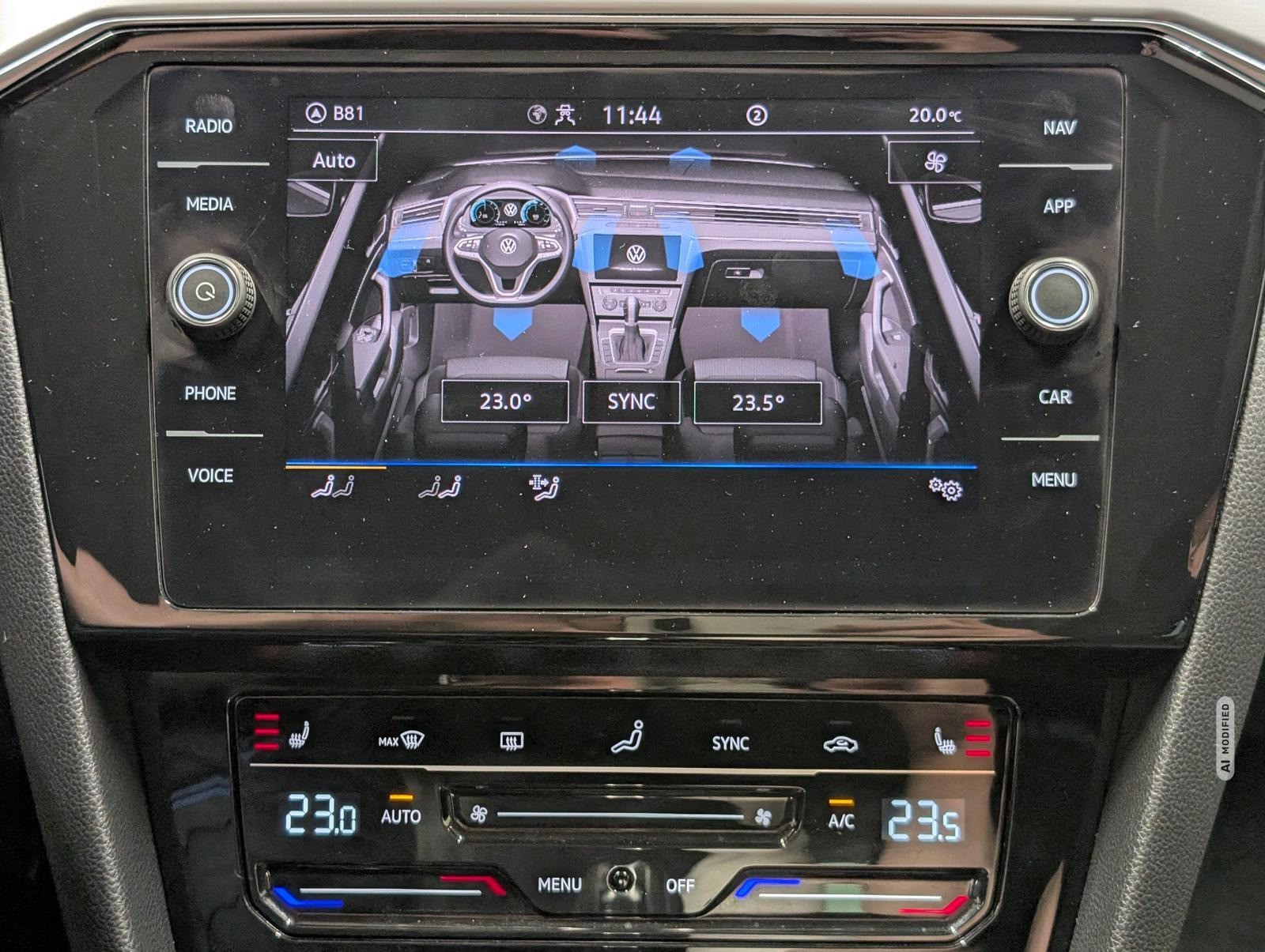 Volkswagen Passat Variant Elegance IQ-Light/AHK/el.Heck/Kam