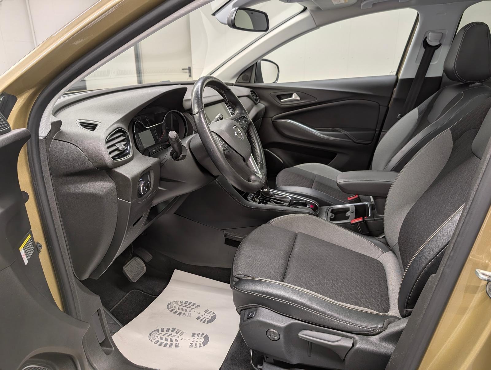 Opel Grandland X Innovation LED/Navi/Pano/AHK/elH/SHZ