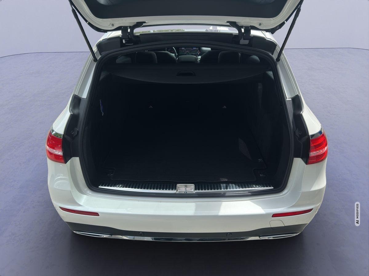 Mercedes-Benz E 220 d T AMG-Line LED/360°/Leder/Pano/Burmester