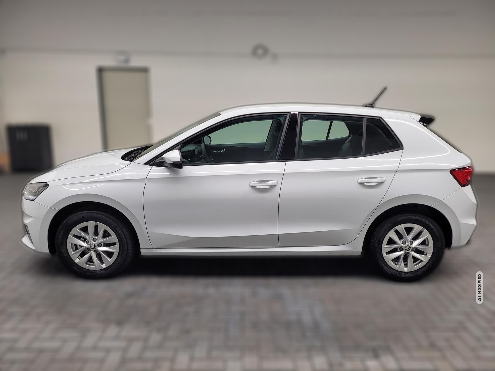 Skoda Fabia LED/Smart-Link/SHZ/Kam/Tempomat/15-LM