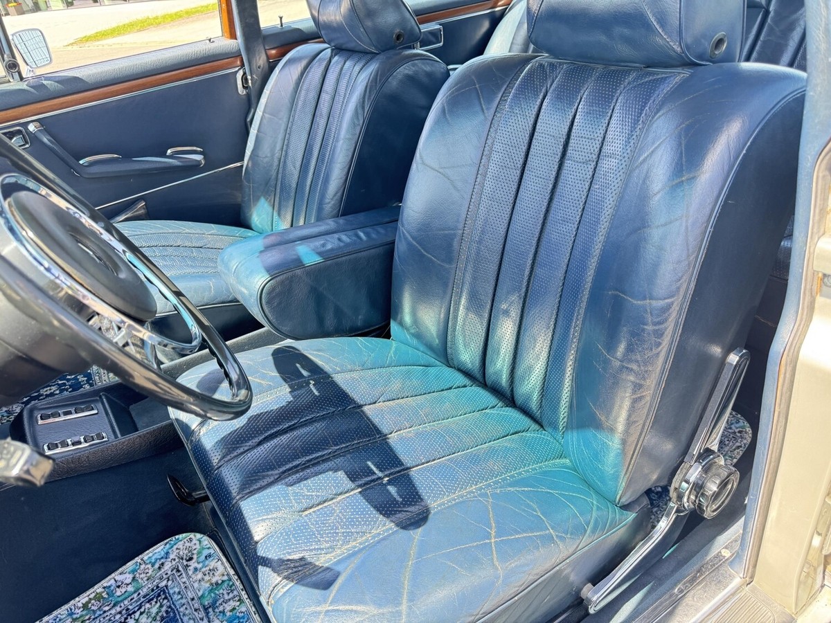 Mercedes-Benz 300 SEL 3,5 V8 Leder+Schiebedach+metallic+