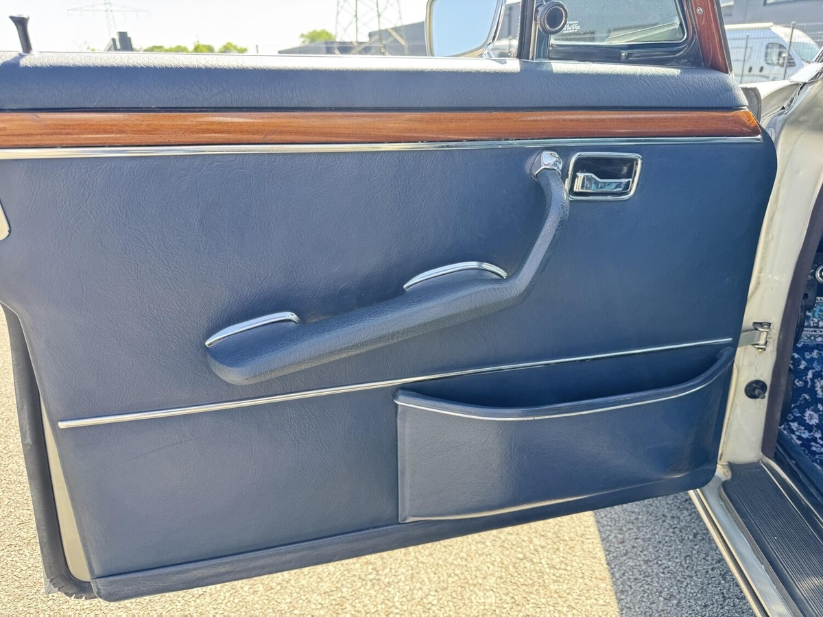 Mercedes-Benz 300 SEL 3,5 V8 Leder+Schiebedach+metallic+