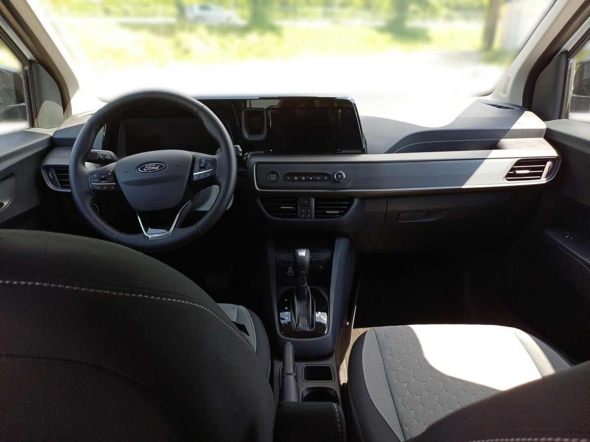 Ford Tourneo Courier 1.0 EcoB A/T Titanium Navi Sitzh.Totwinkel