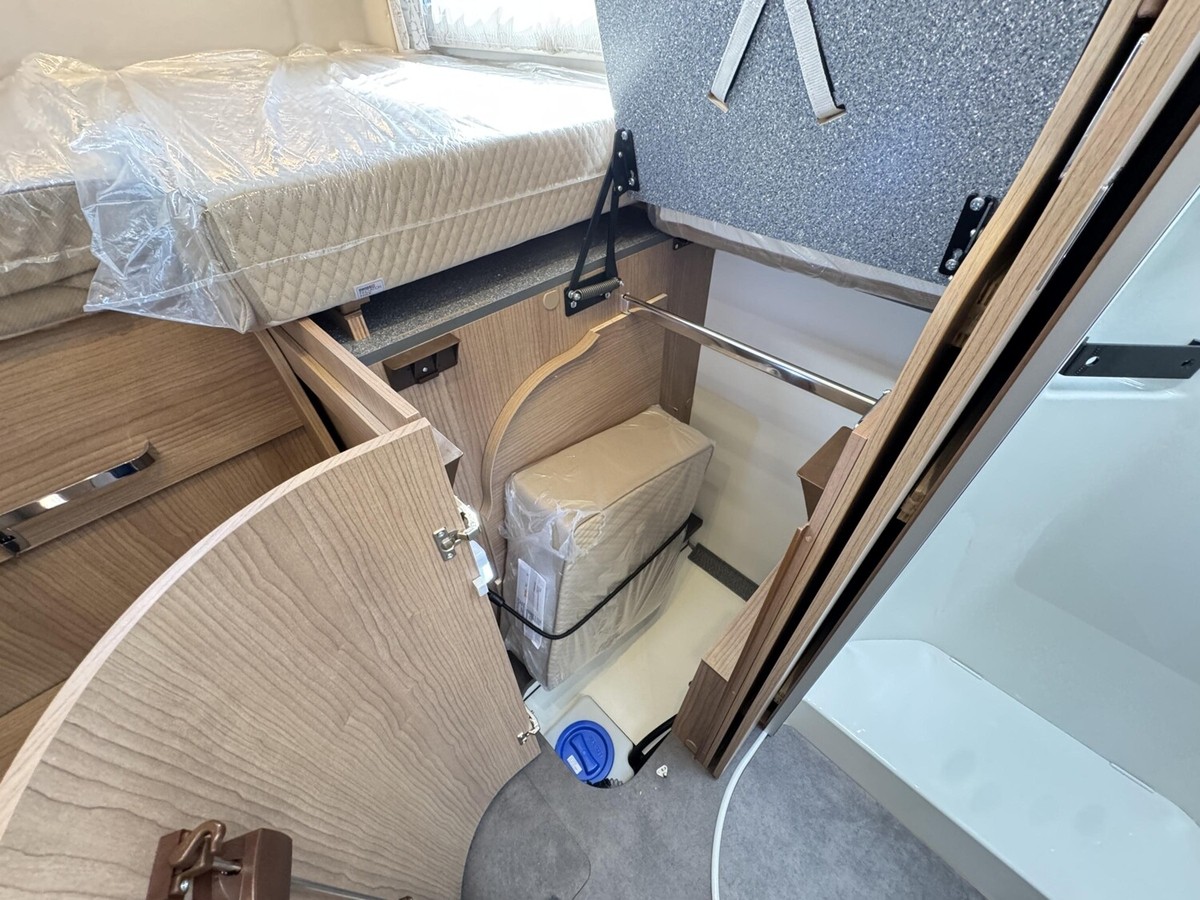 Malibu Andere Alde+Lithium+TV+LED