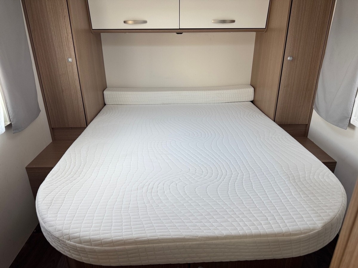 Carado Andere Queensbett+Solar+Markise+Sat TV