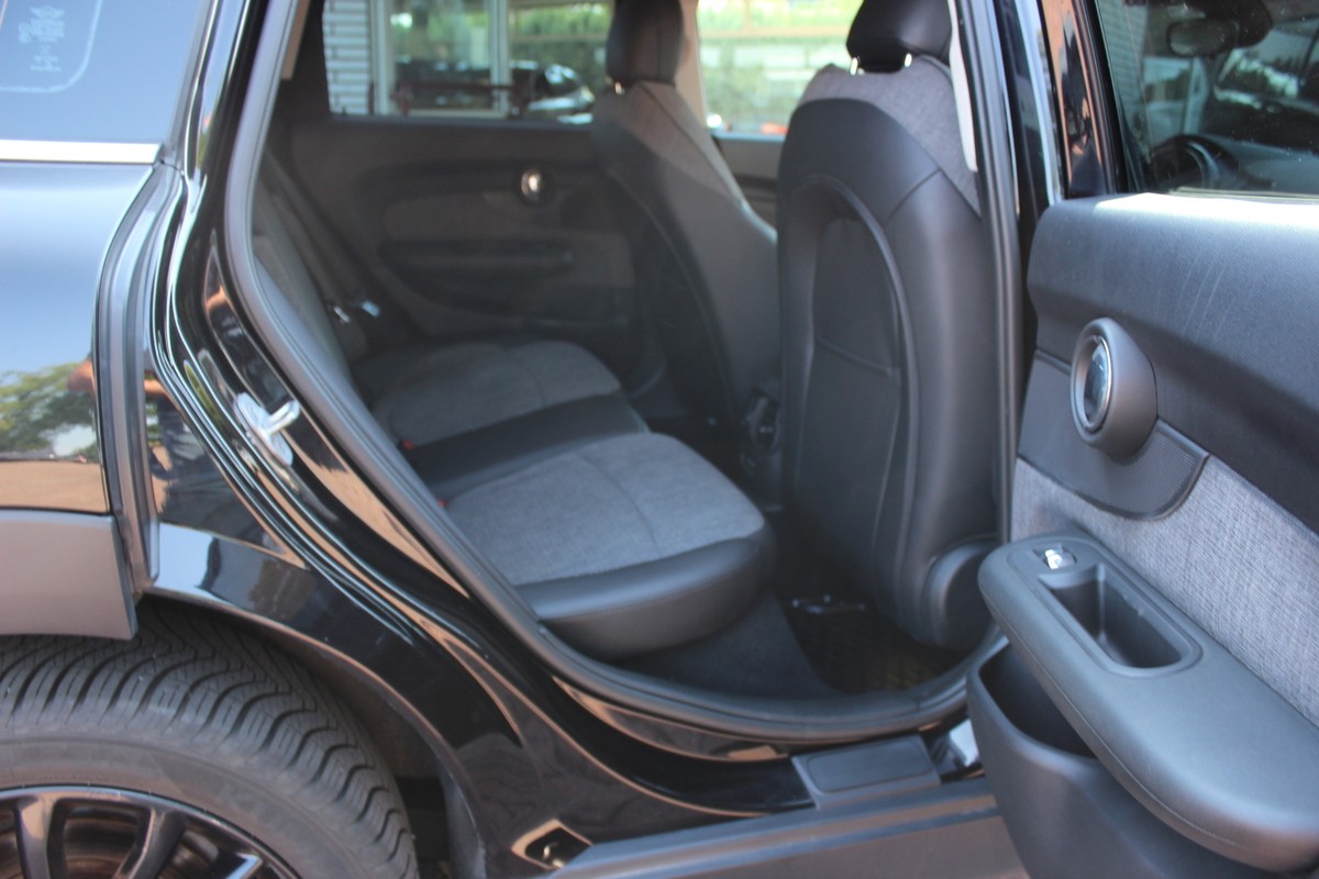 MINI One D Clubman  Navi AHK GJR 17