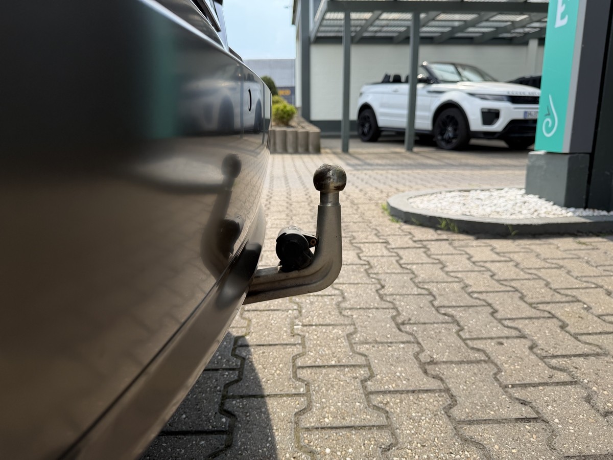 BMW 535 d xDrive Touring HiFI AHK ACC Frozen SHZ