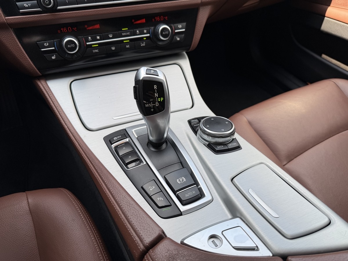 BMW 535 d xDrive Touring HiFI AHK ACC Frozen SHZ